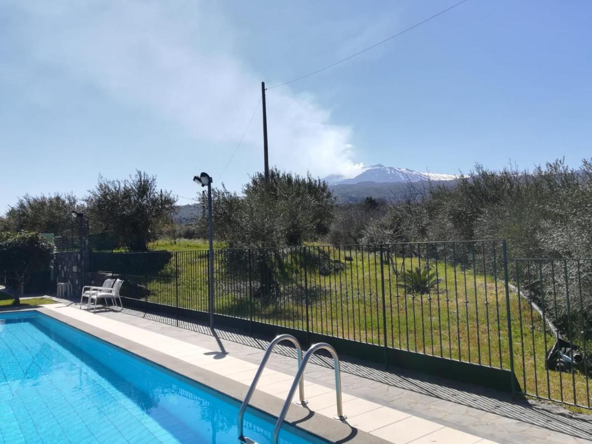 Villa Capogrecale - Piscina Riscaldata Piedimonte Etneo Eksteriør billede
