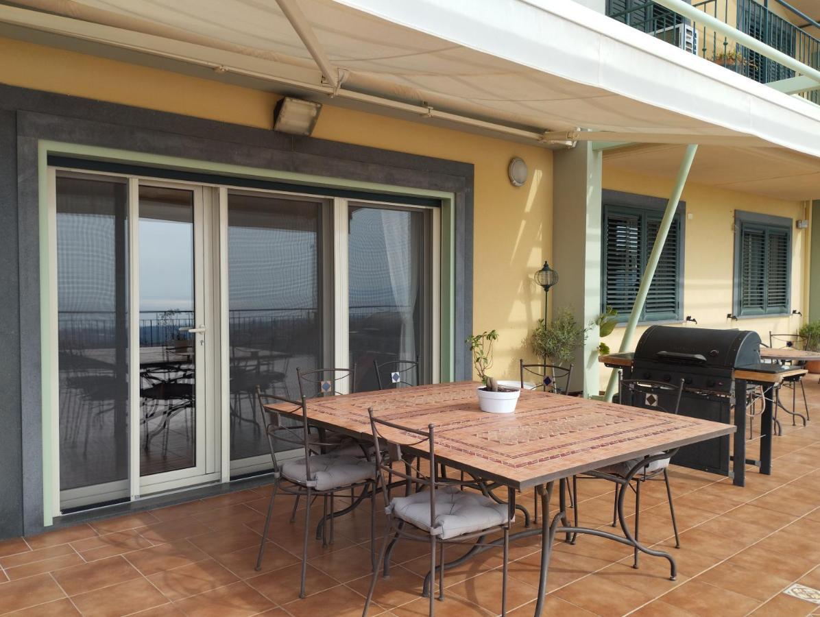 Villa Capogrecale - Piscina Riscaldata Piedimonte Etneo Eksteriør billede